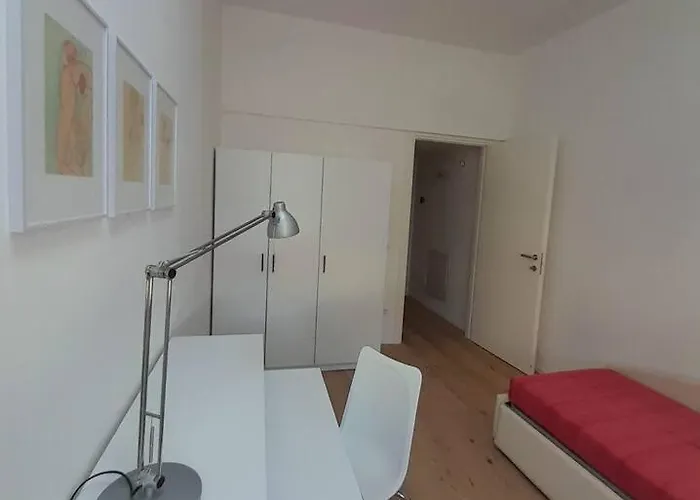 Casacciuga, Luminosa E Casa Con Giardino Ferienhaus *